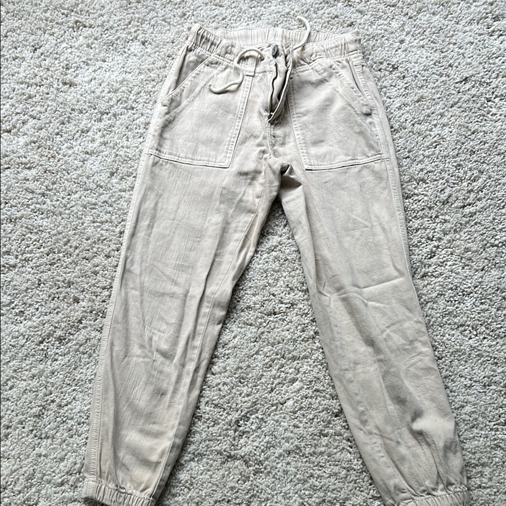 American Eagle Tan jeans with Elastic Waistband and Tapered Ankles